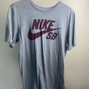 Grey Maroon Nike SB Tshirt Small Men’s